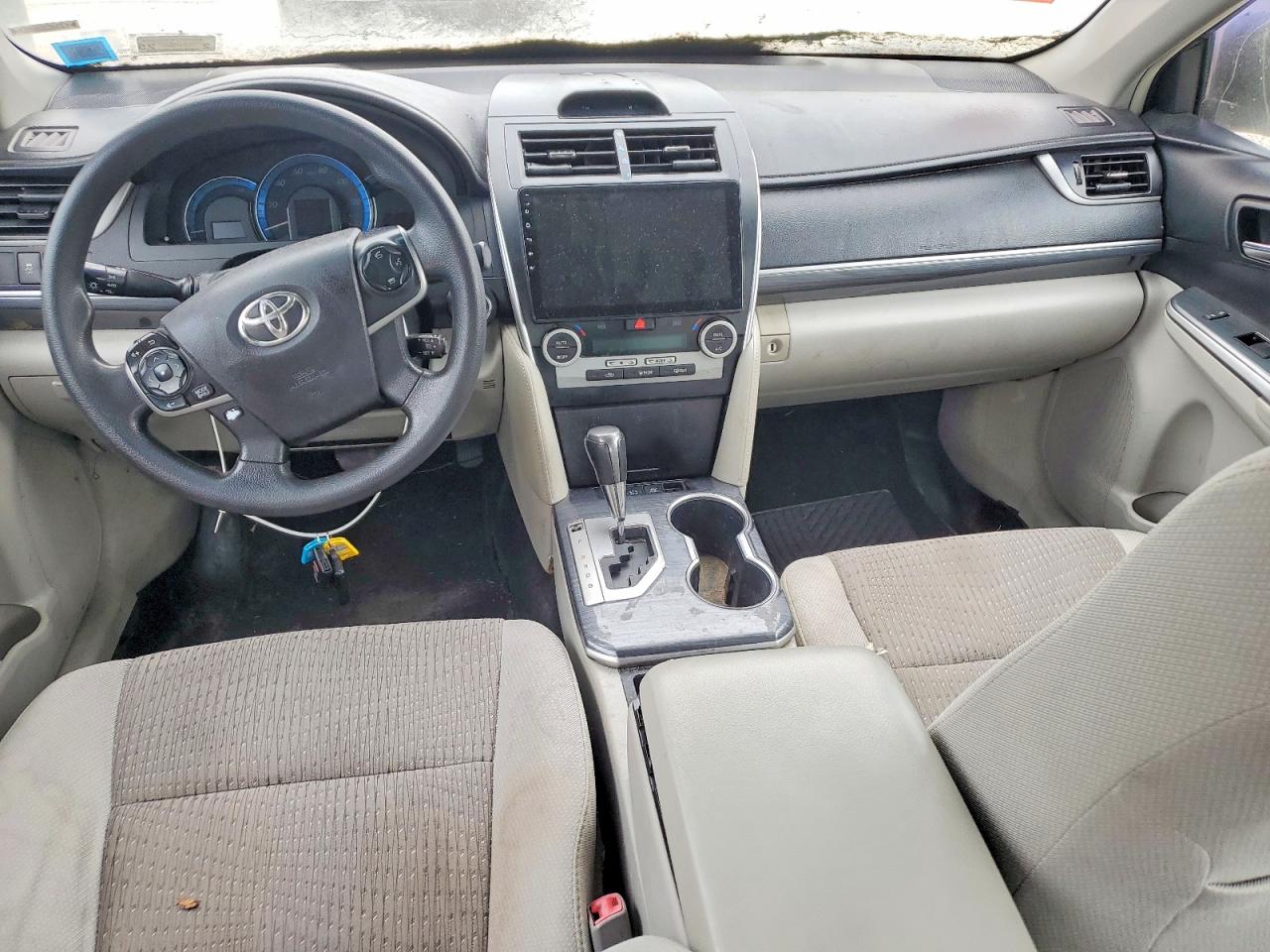 2014 TOYOTA CAMRY SOLA