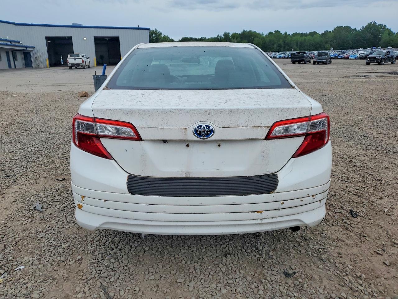 2014 TOYOTA CAMRY SOLA