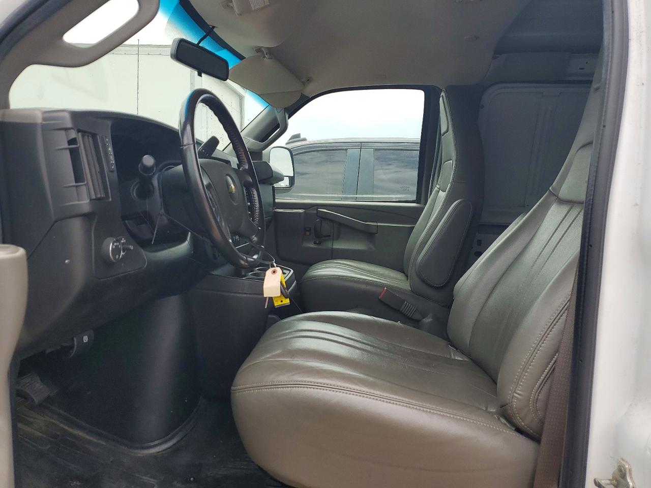 2022 CHEVROLET EXPRESS