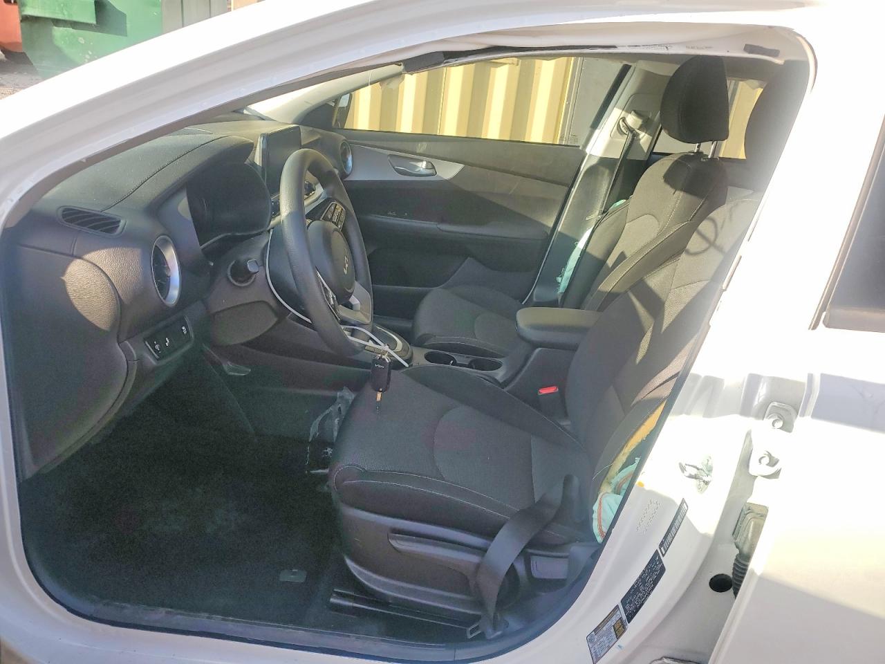 2023 KIA FORTE