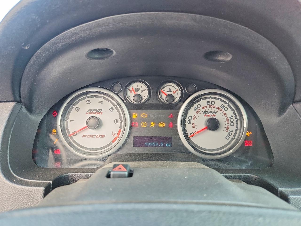2010 FORD FOCUS