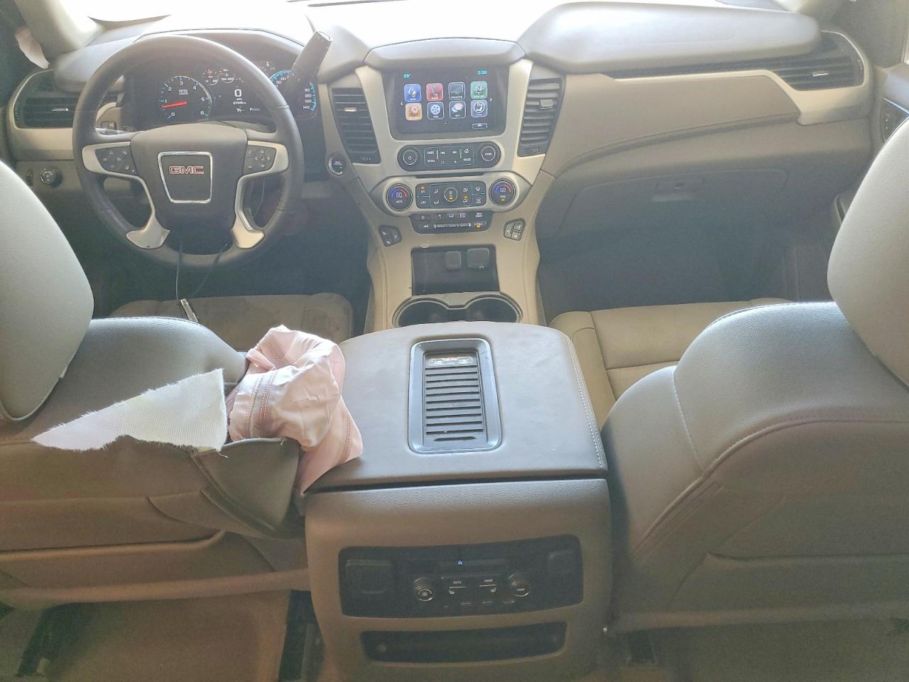 2017 GMC YUKON