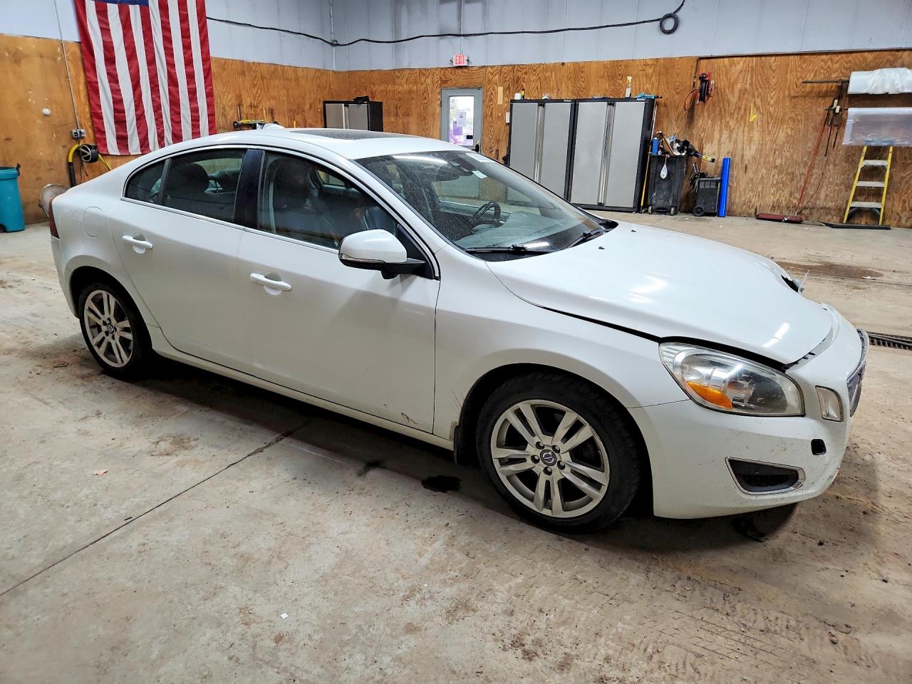 2012 VOLVO S60