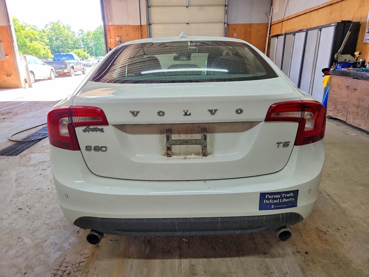 2012 VOLVO S60