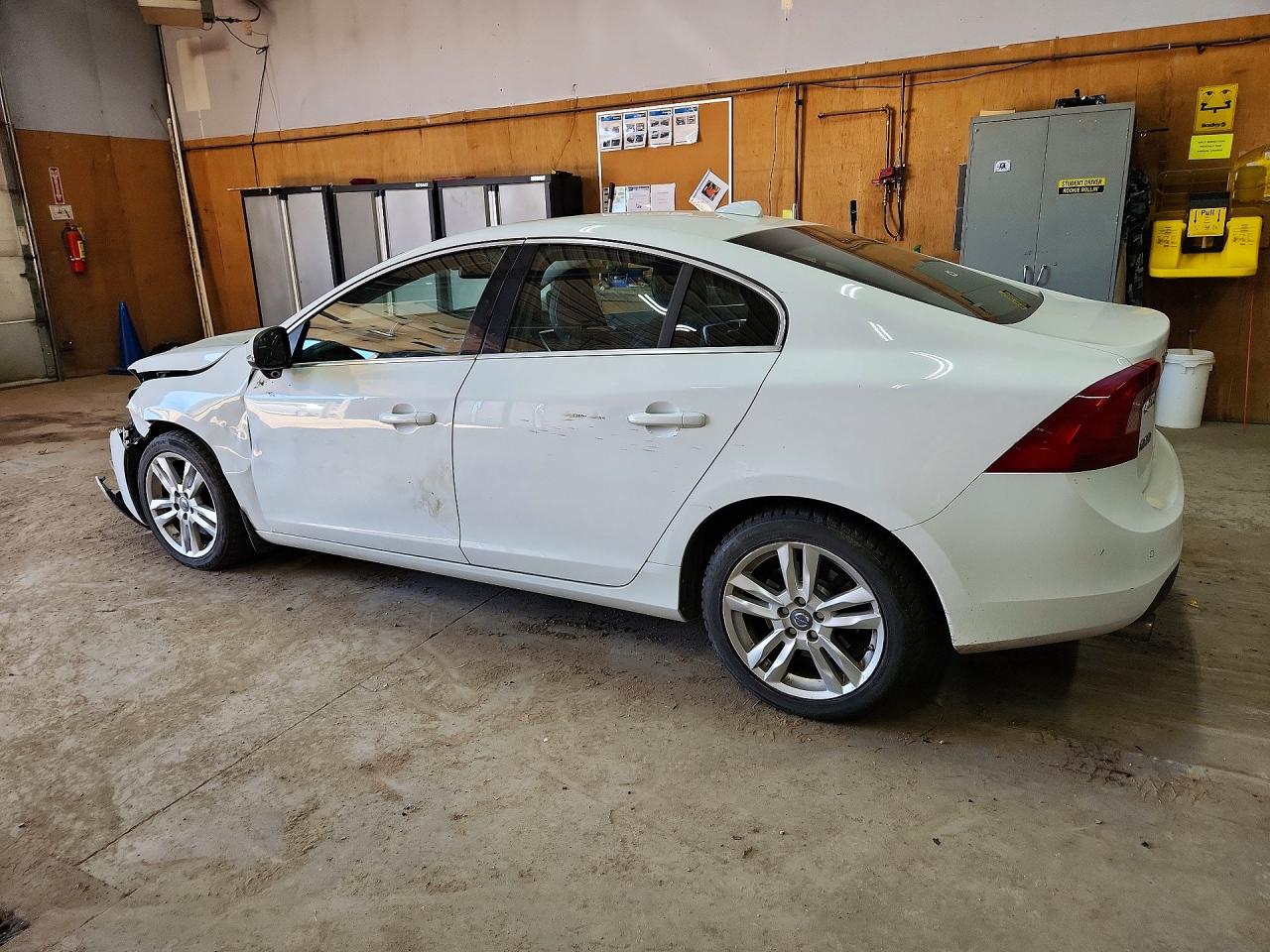 2012 VOLVO S60
