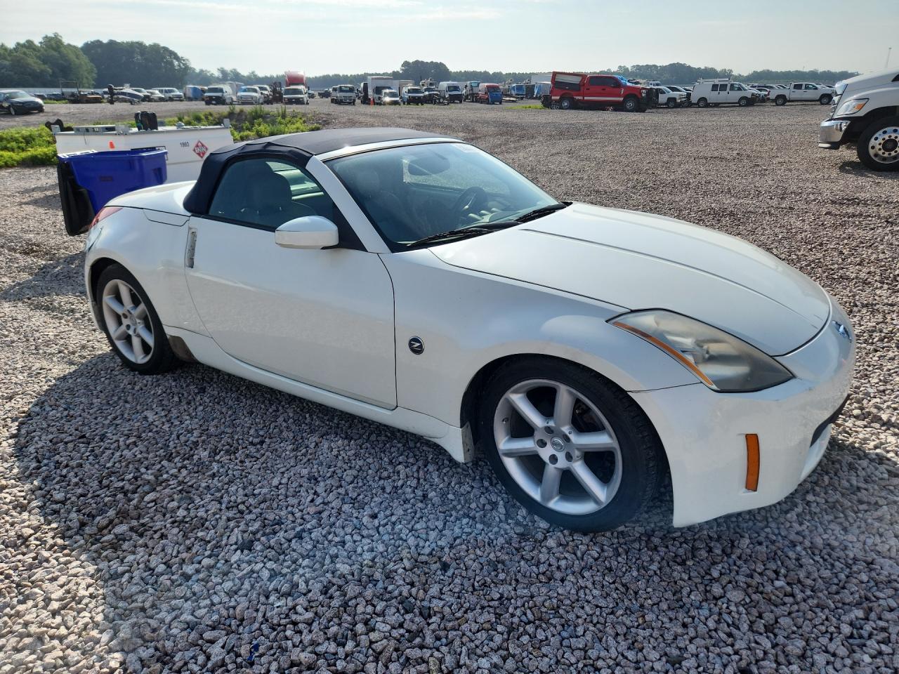 2005 NISSAN 350Z