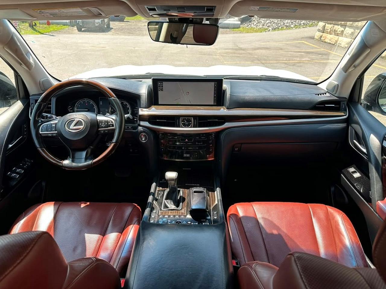 2019 LEXUS LX570