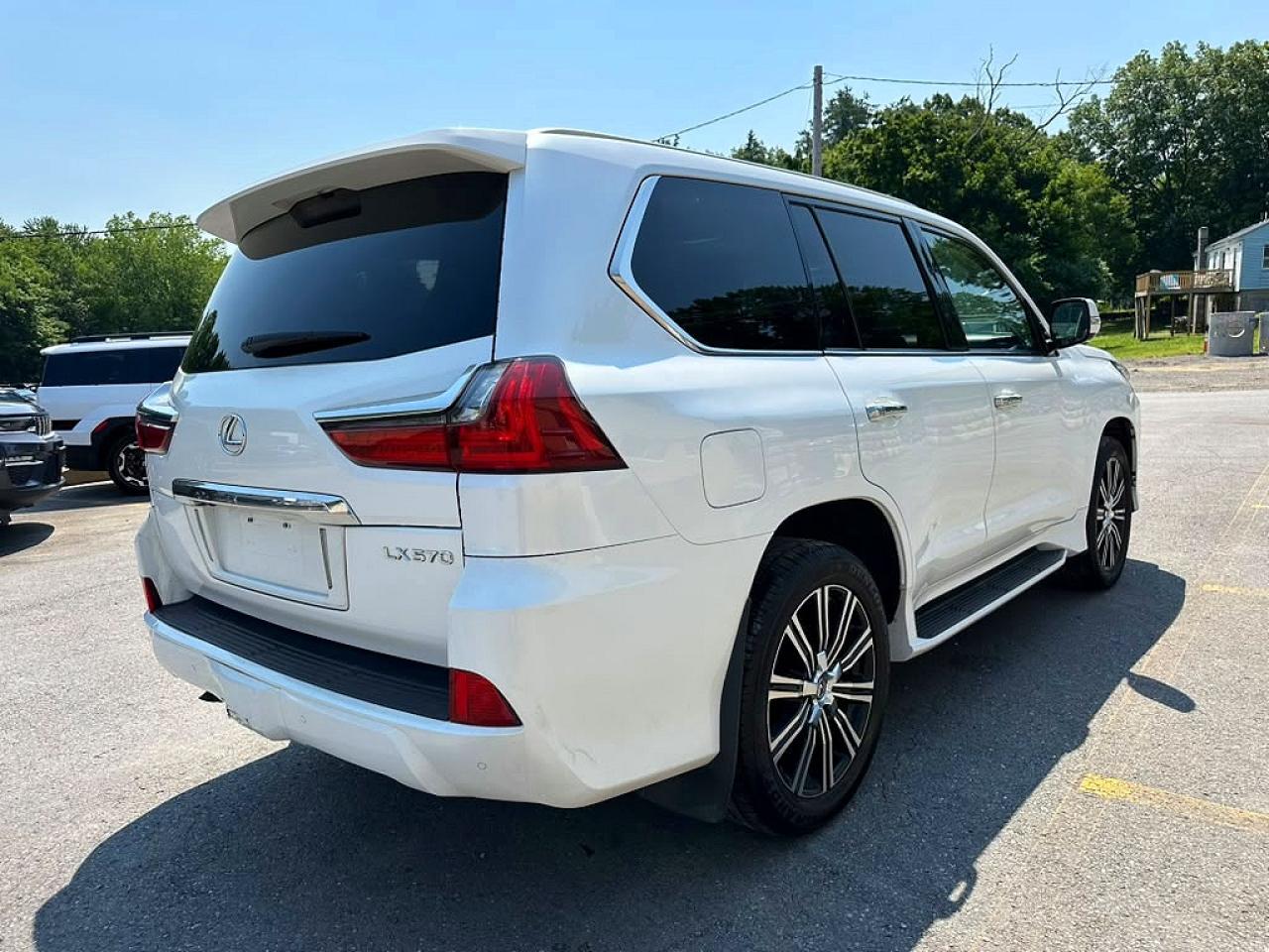 2019 LEXUS LX570