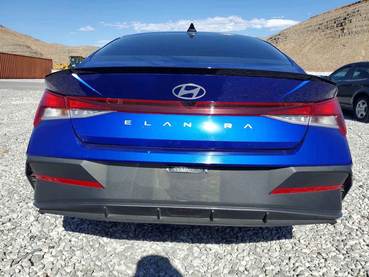 2025 HYUNDAI ELANTRA