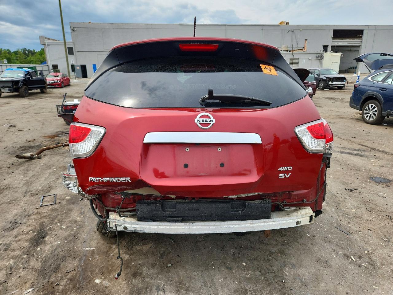 2015 NISSAN PATHFINDER