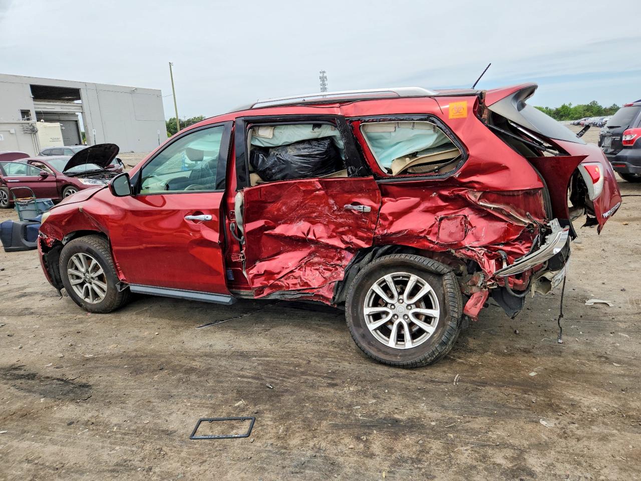 2015 NISSAN PATHFINDER