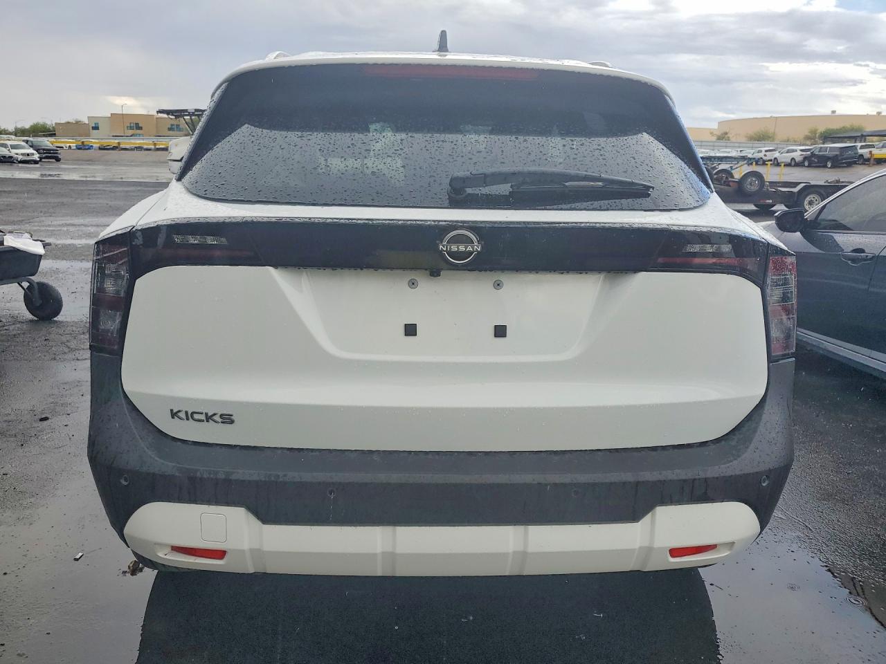 2026 NISSAN KICKS