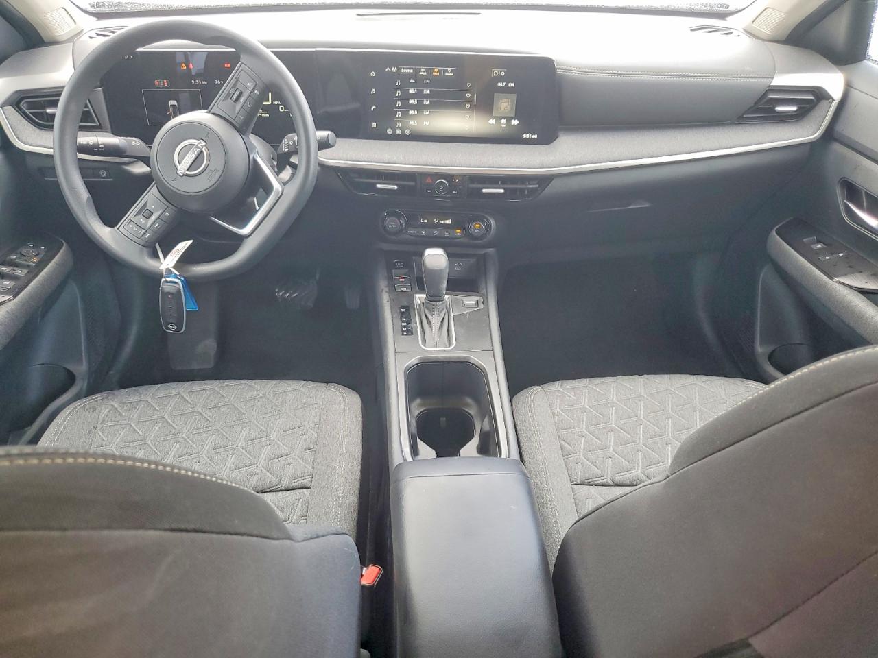 2026 NISSAN KICKS