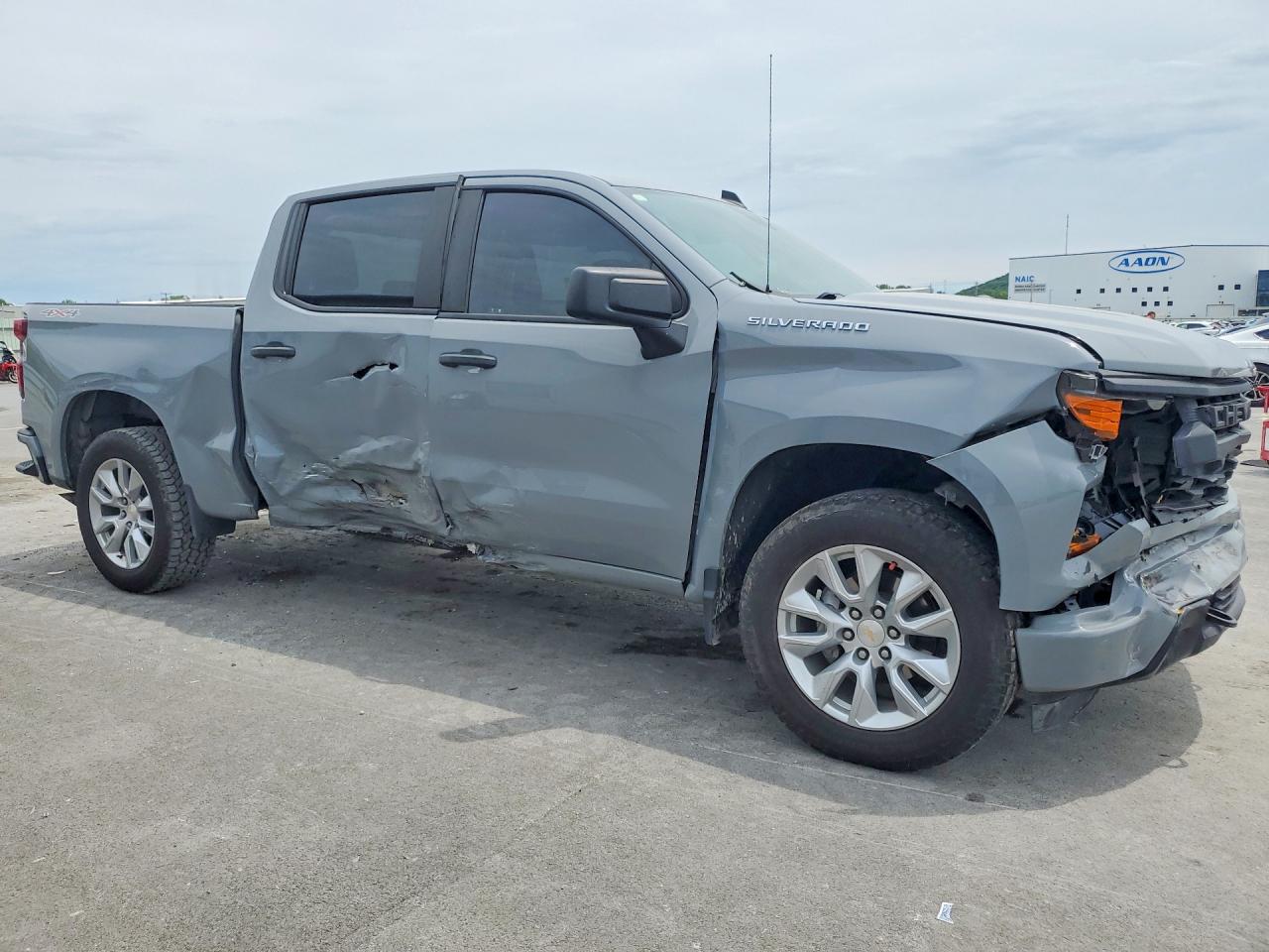 2024 CHEVROLET SILVERADO