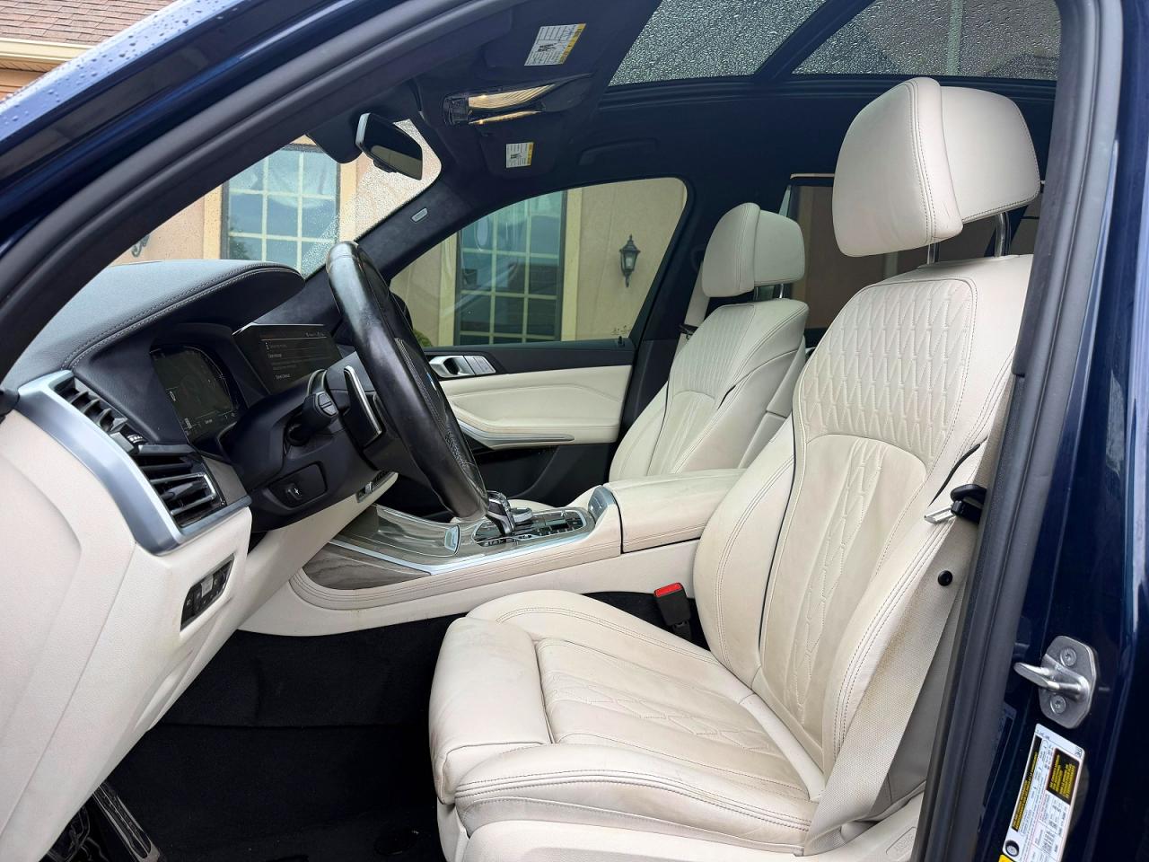 2022 BMW X7