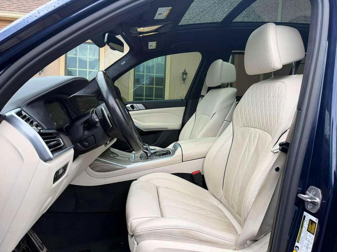 2022 BMW X7