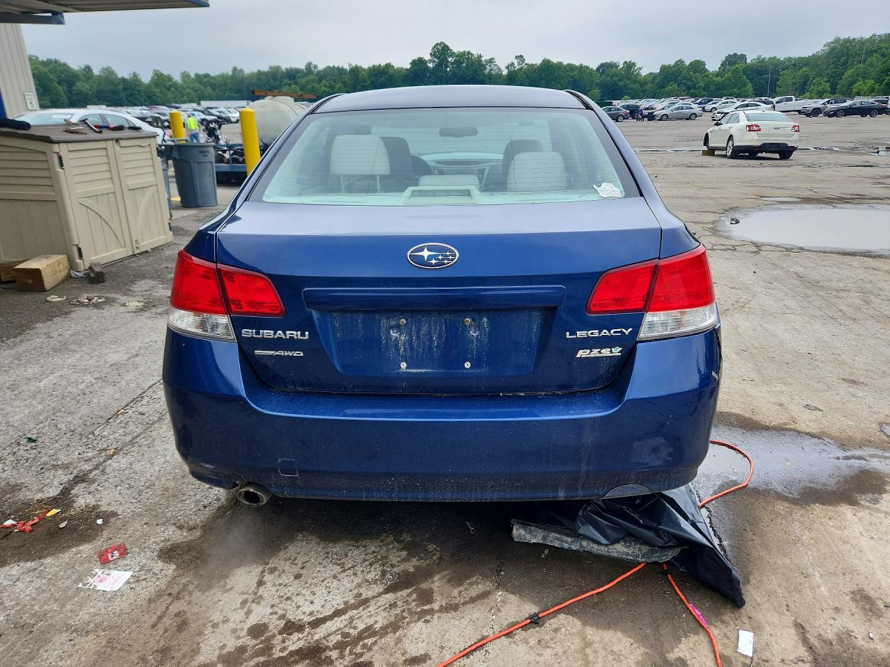 2010 SUBARU LEGACY