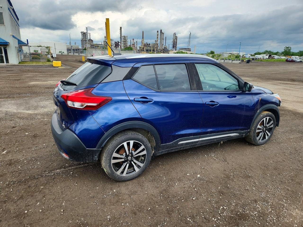 2019 NISSAN KICKS