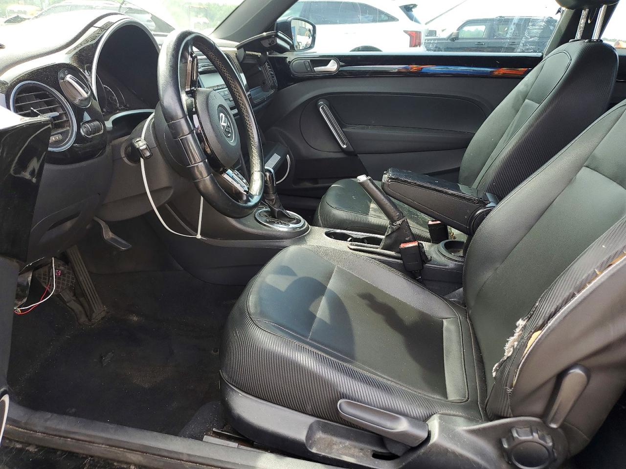 2014 VOLKSWAGEN BEETLE