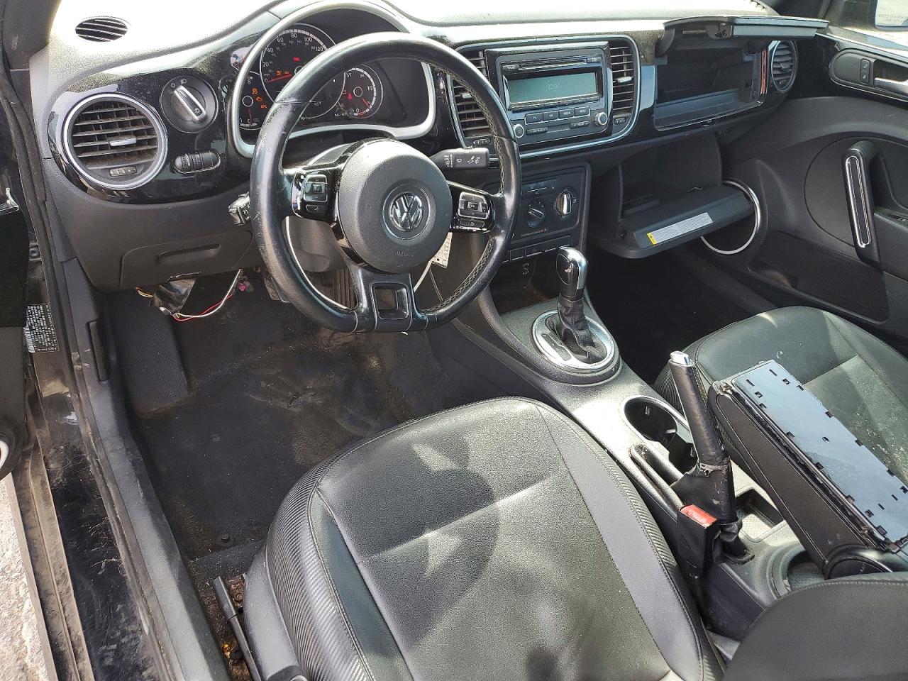2014 VOLKSWAGEN BEETLE