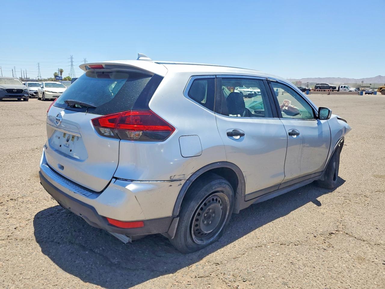 2018 NISSAN ROGUE