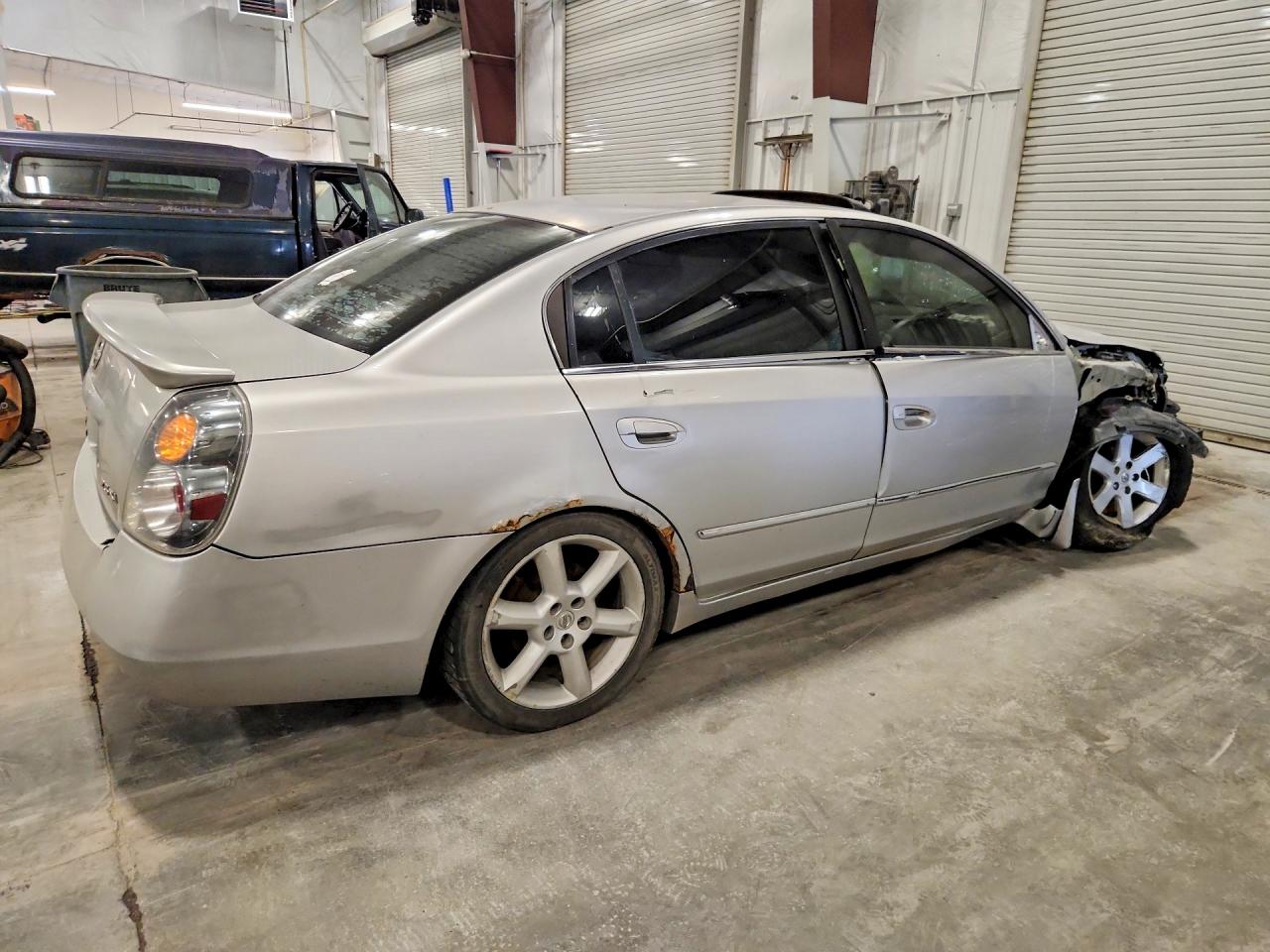 2003 NISSAN ALTIMA