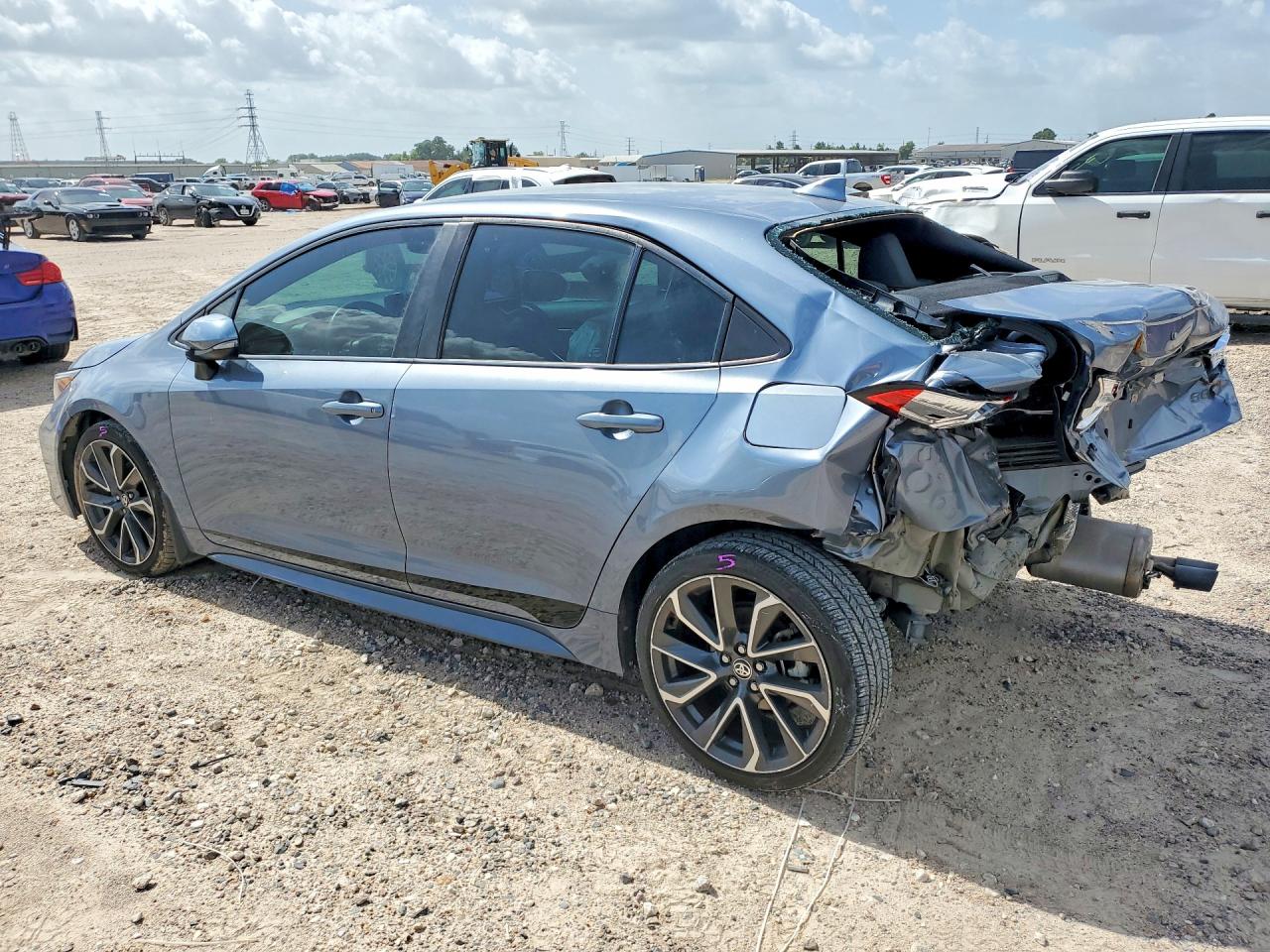 2022 TOYOTA COROLLA