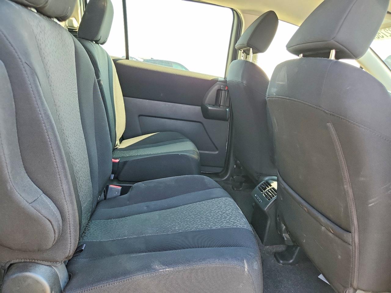 2012 MAZDA 5