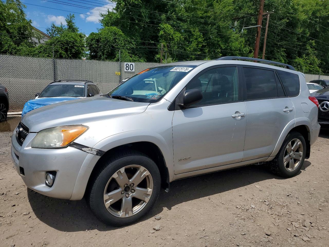 2011 TOYOTA RAV4