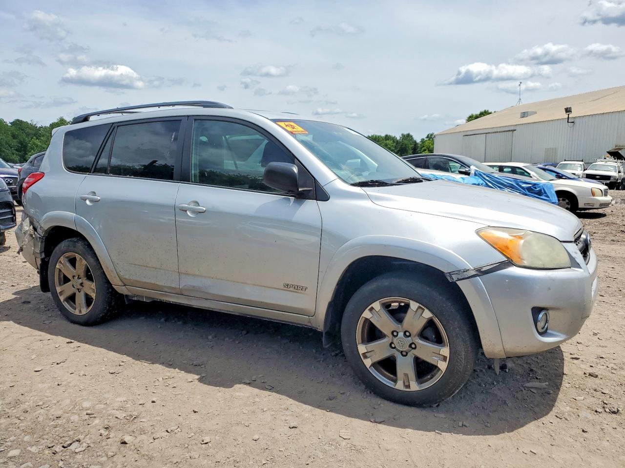 2011 TOYOTA RAV4