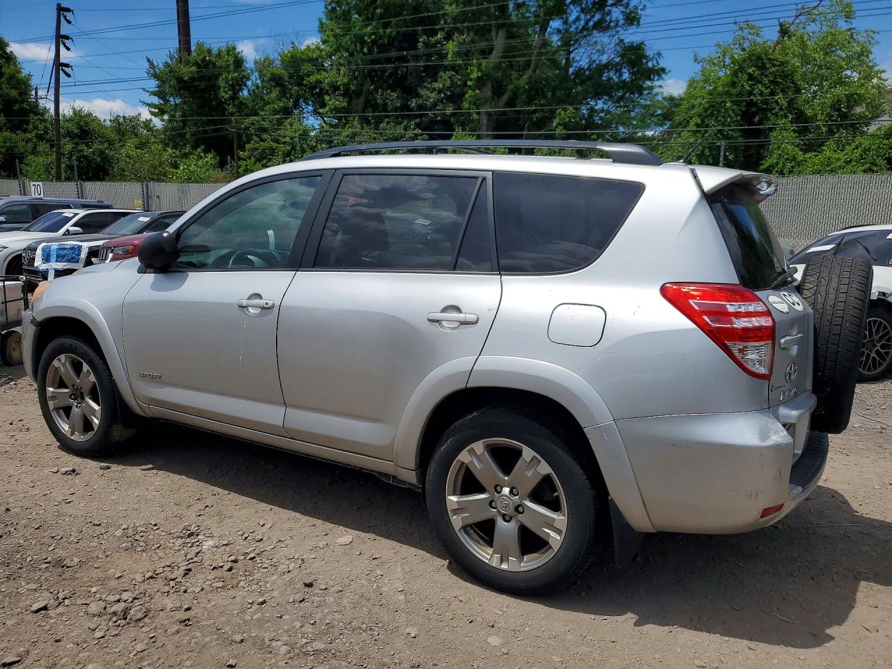 2011 TOYOTA RAV4