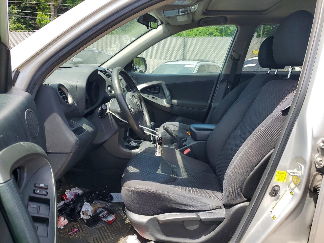 2011 TOYOTA RAV4