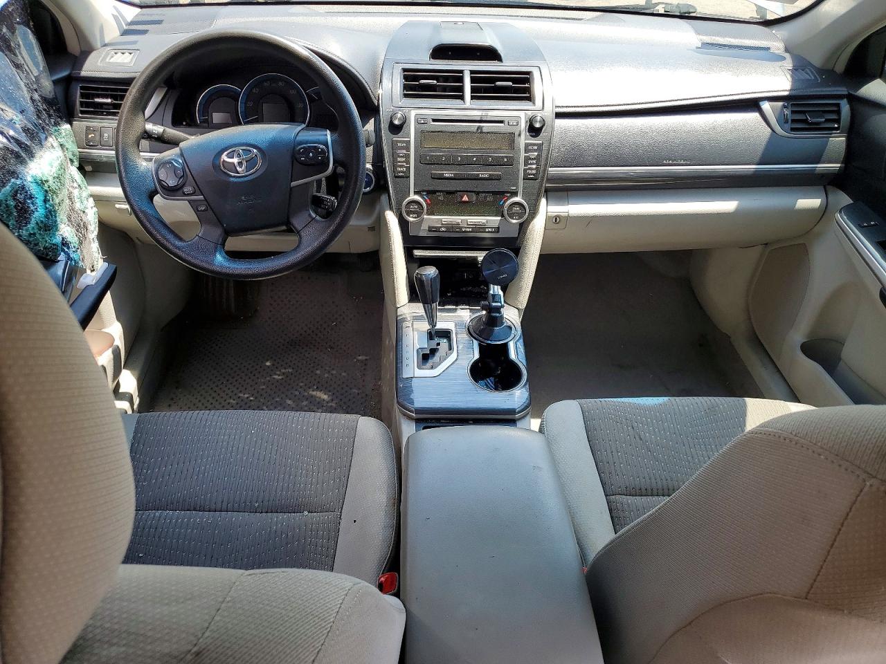 2012 TOYOTA CAMRY SOLA