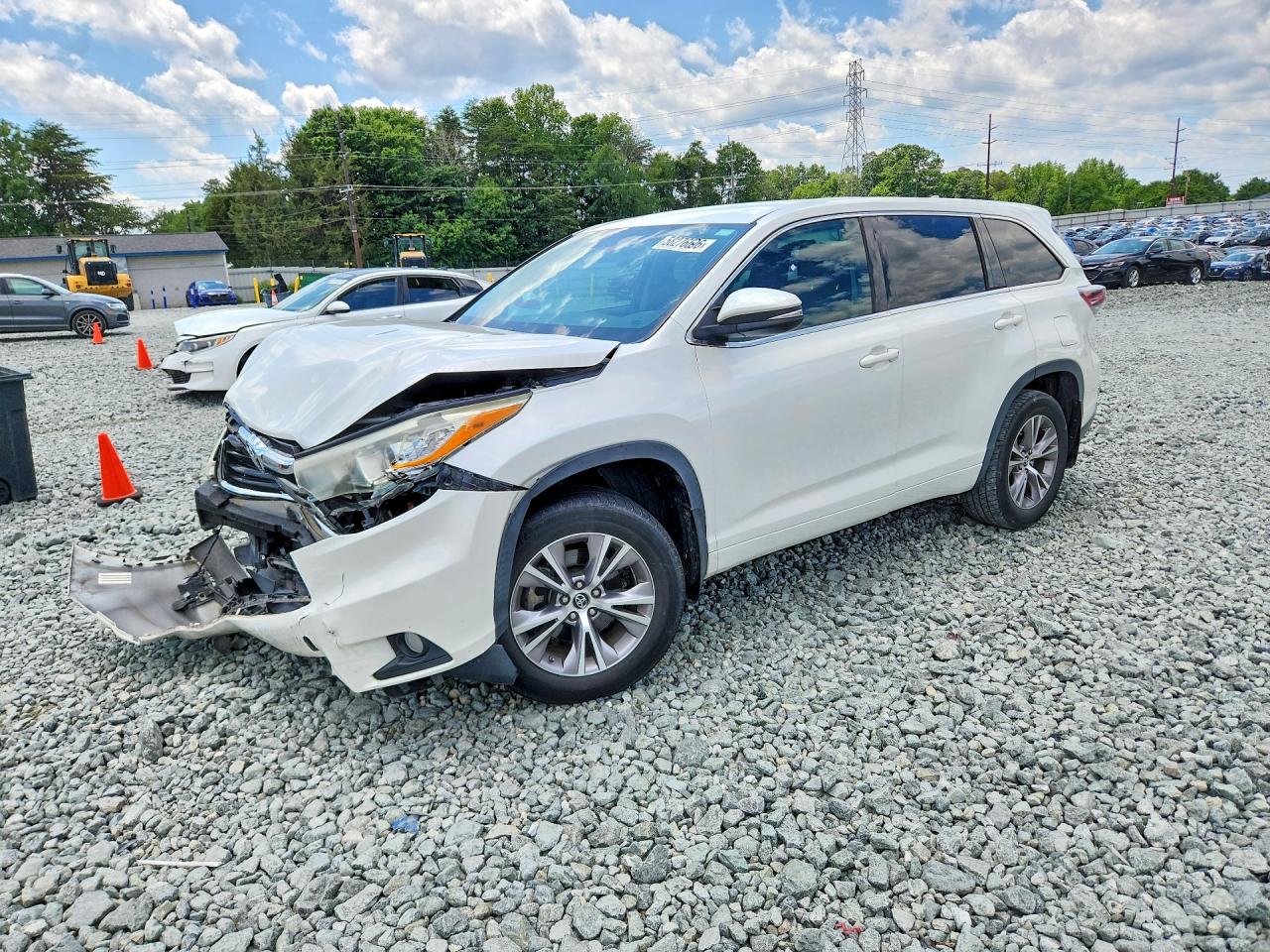 2016 TOYOTA HIGHLANDER