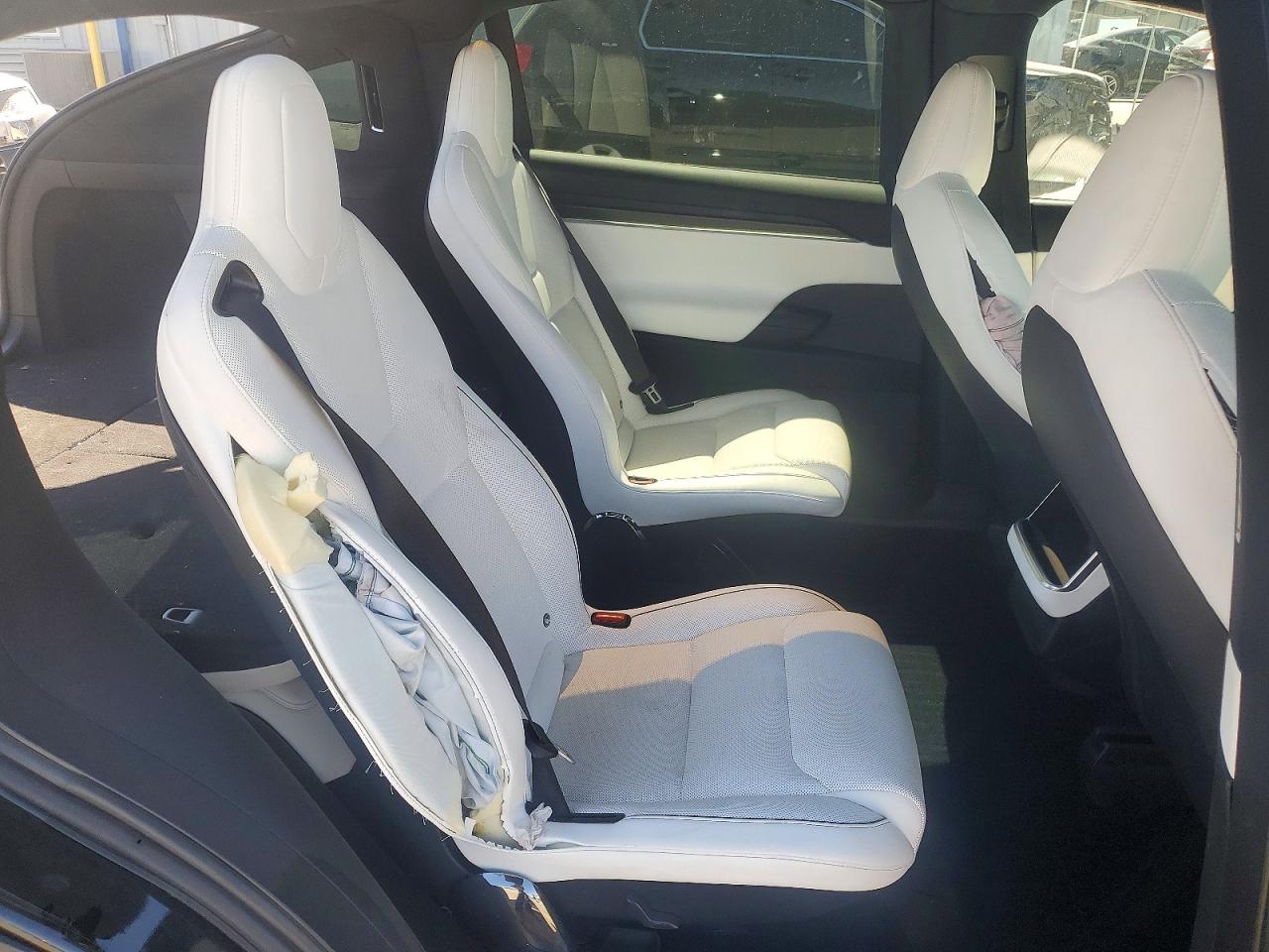 2023 TESLA MODEL X