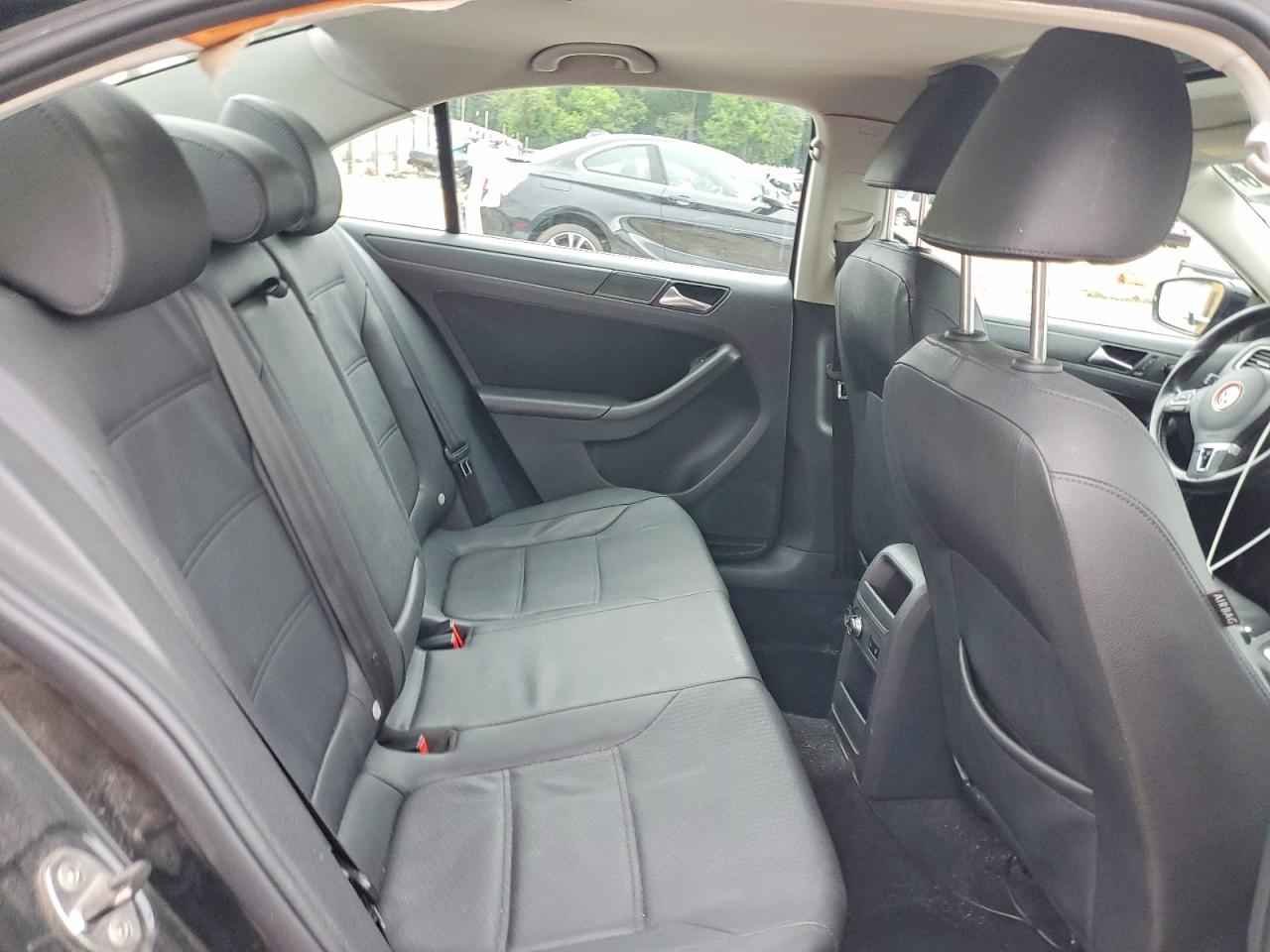 2012 VOLKSWAGEN JETTA