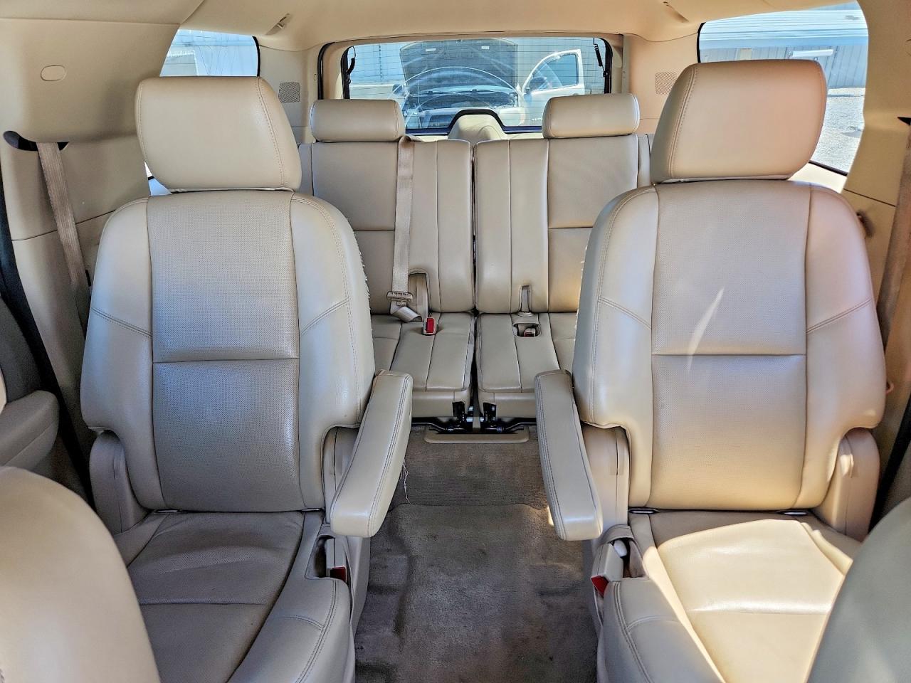2013 CHEVROLET SUBURBAN