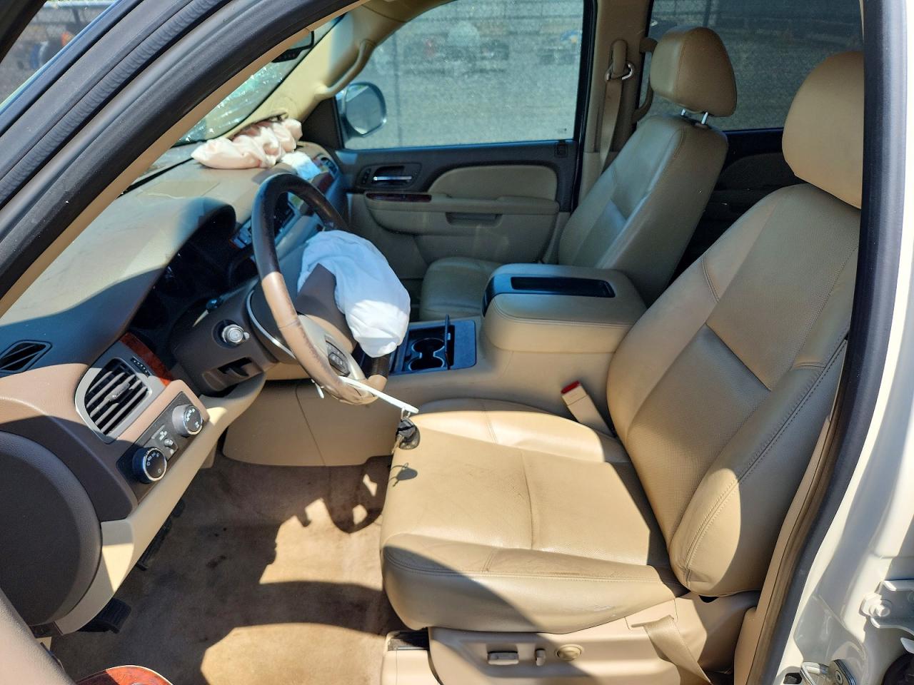 2013 CHEVROLET SUBURBAN