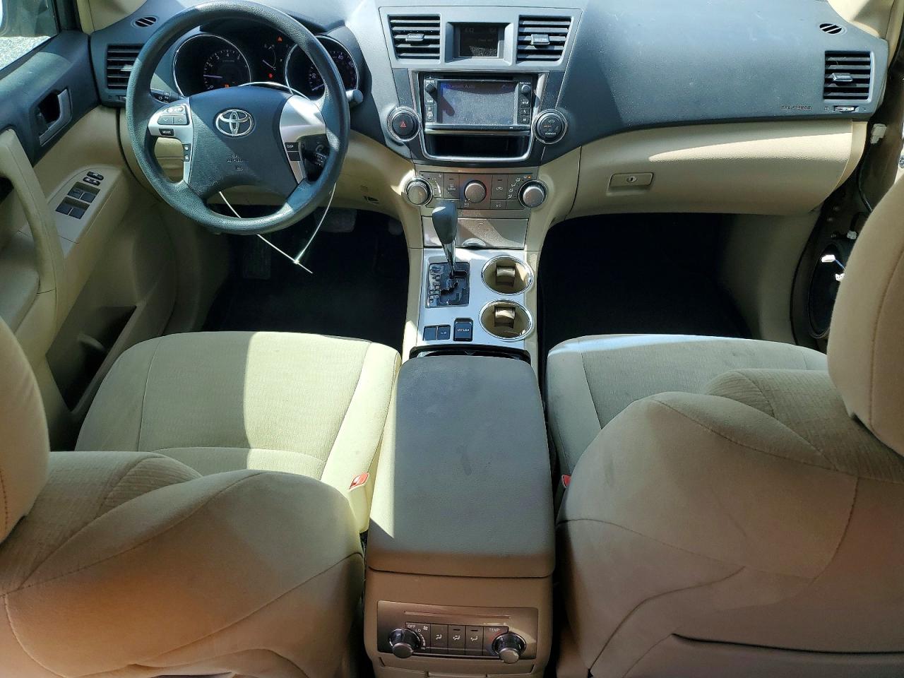 2013 TOYOTA HIGHLANDER