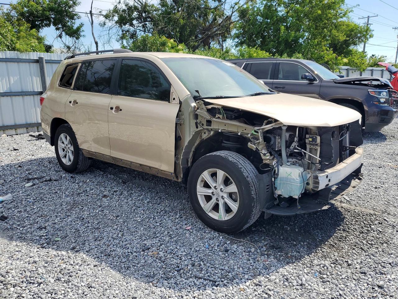 2013 TOYOTA HIGHLANDER