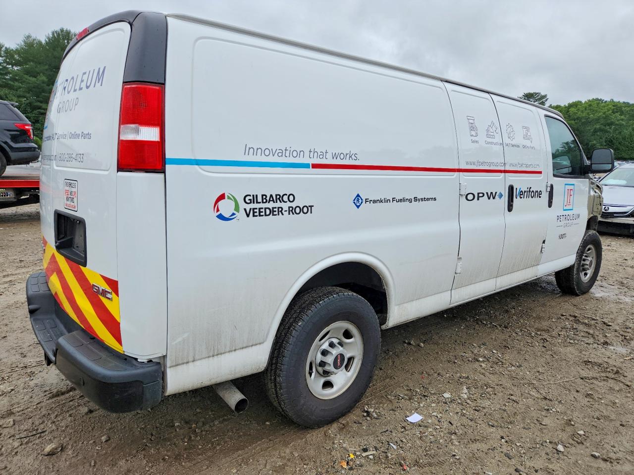 2023 GMC SAVANA
