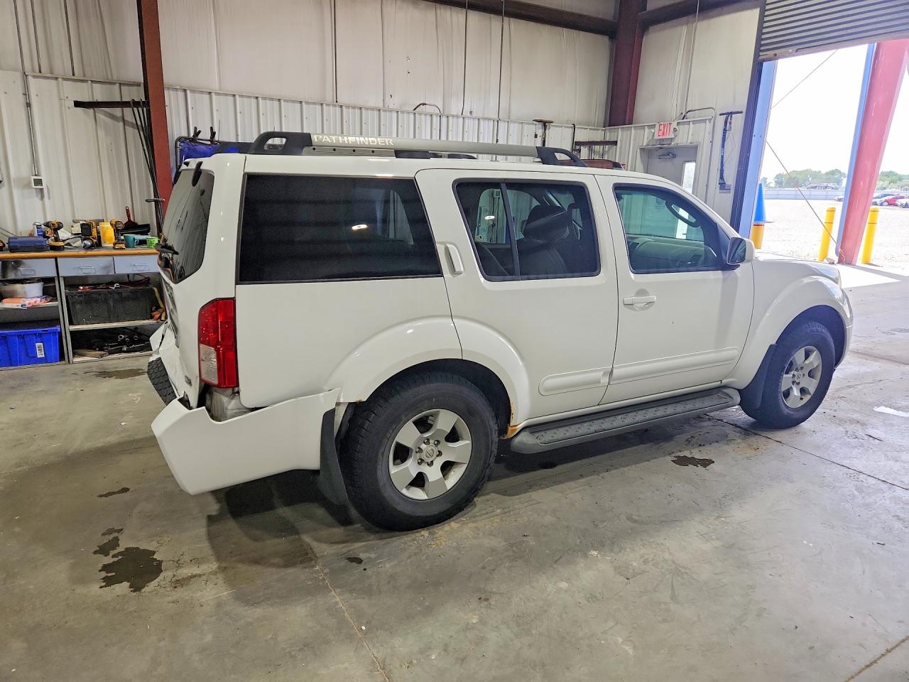 2005 NISSAN PATHFINDER