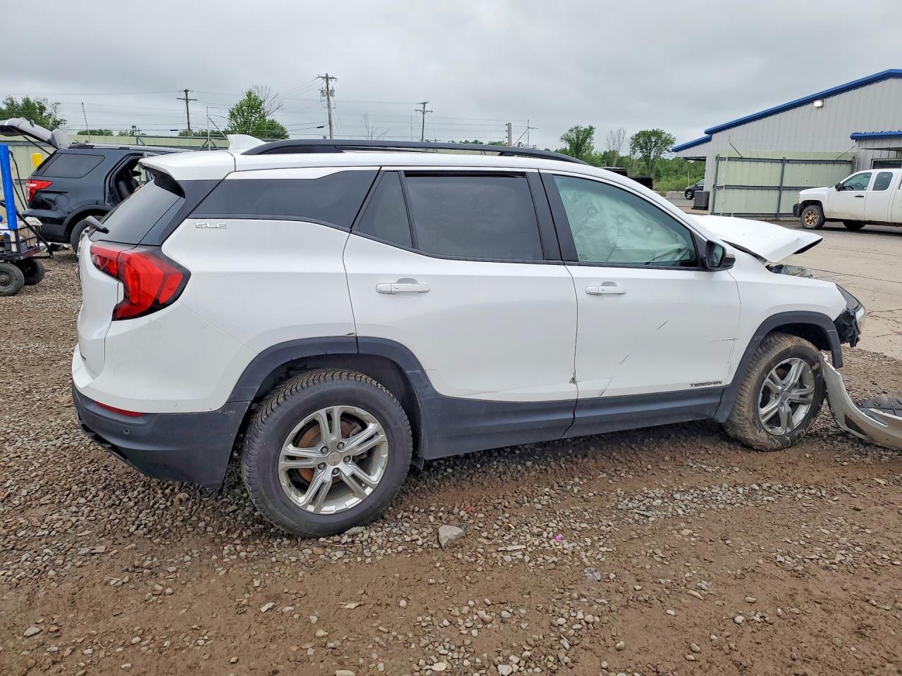 2021 GMC TERRAIN