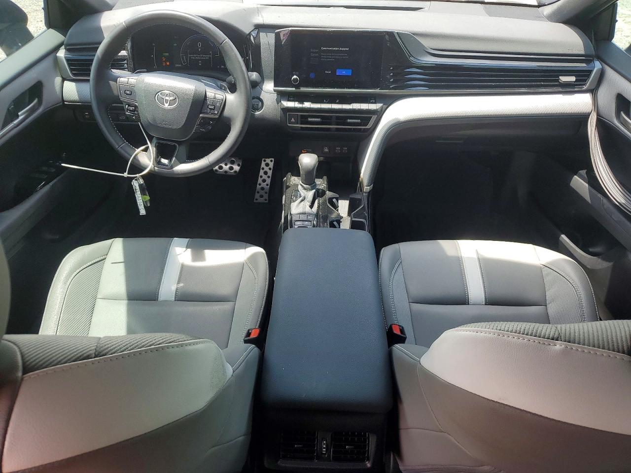 2025 TOYOTA CAMRY