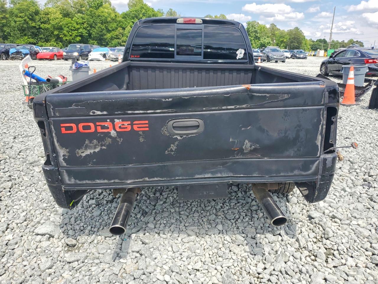 2004 DODGE DAKOTA