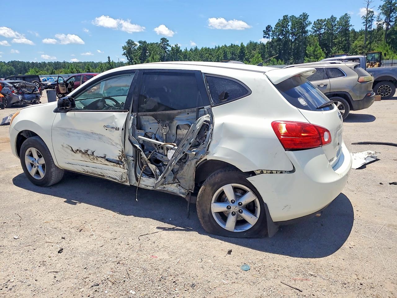 2010 NISSAN ROGUE