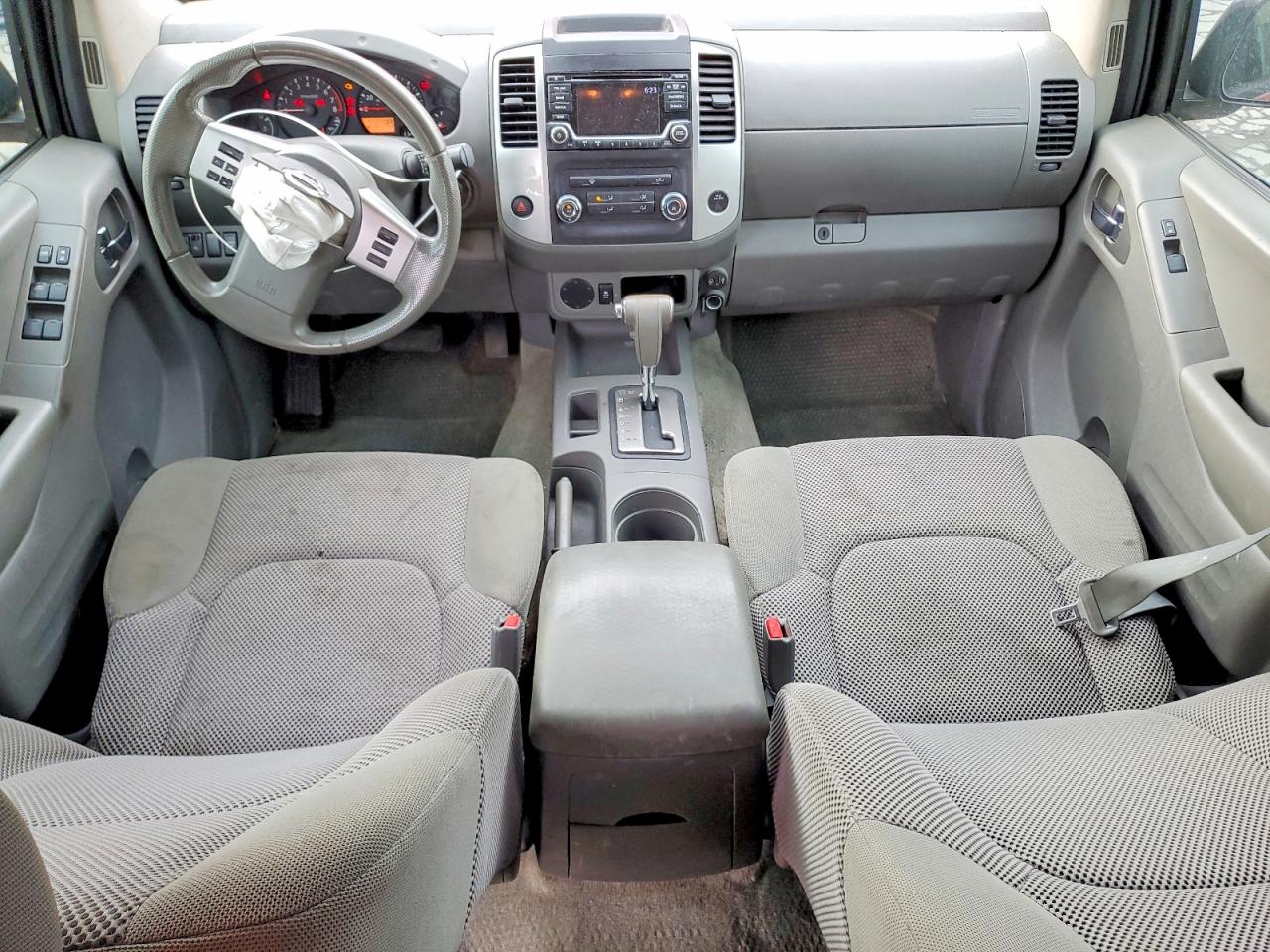 2017 NISSAN FRONTIER
