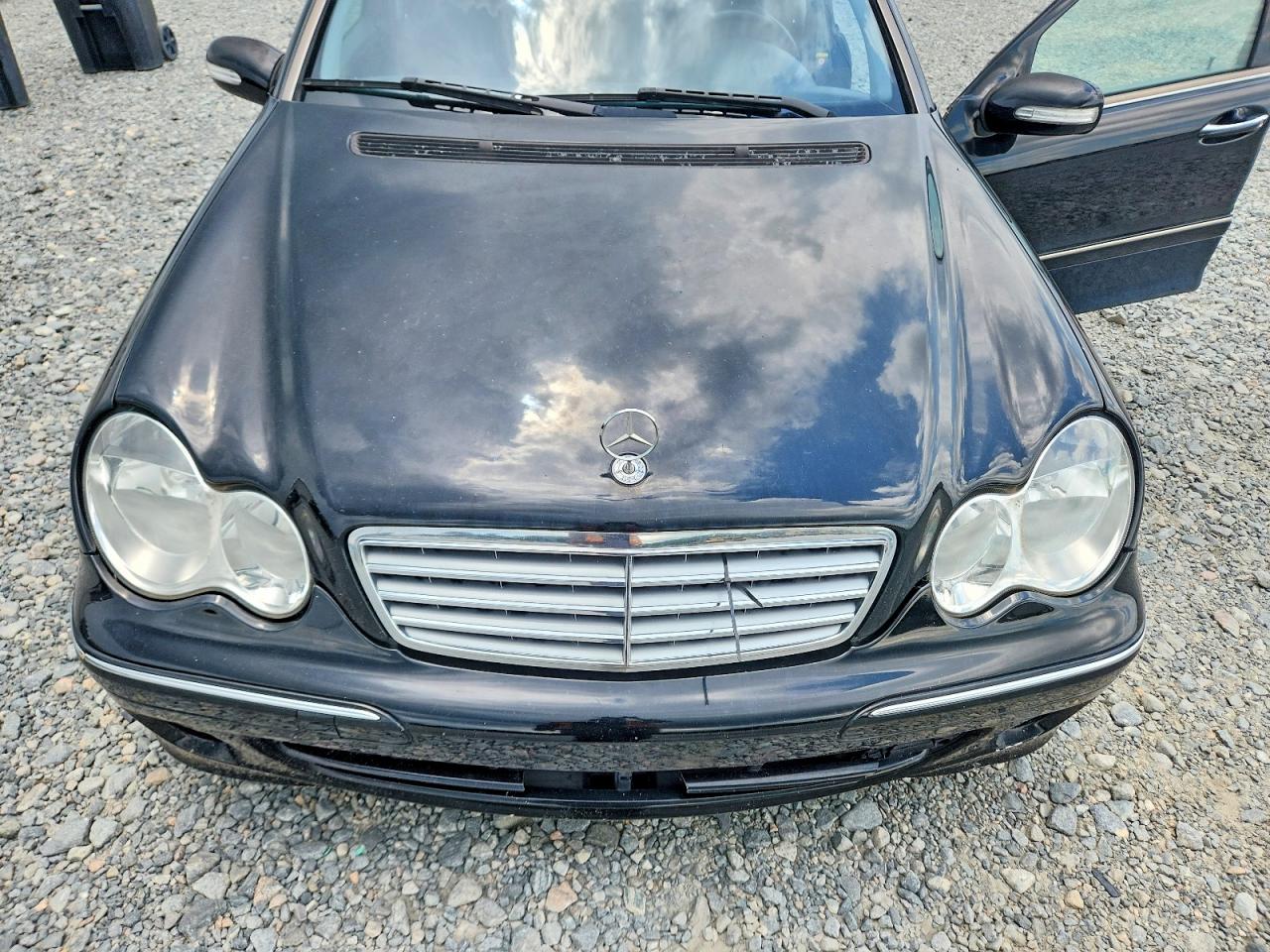 2005 MERCEDES-BENZ C-CLASS