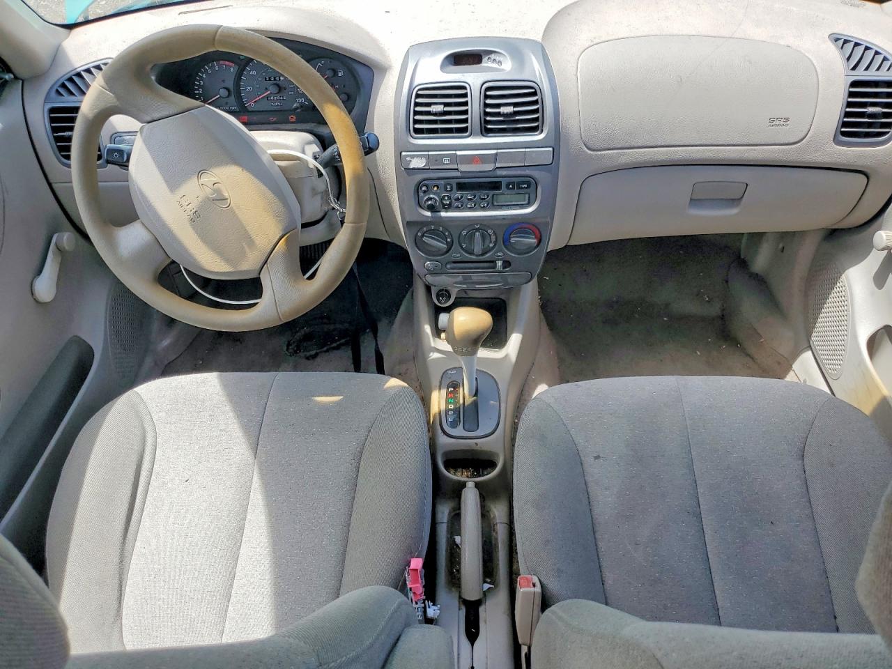 2001 HYUNDAI ACCENT