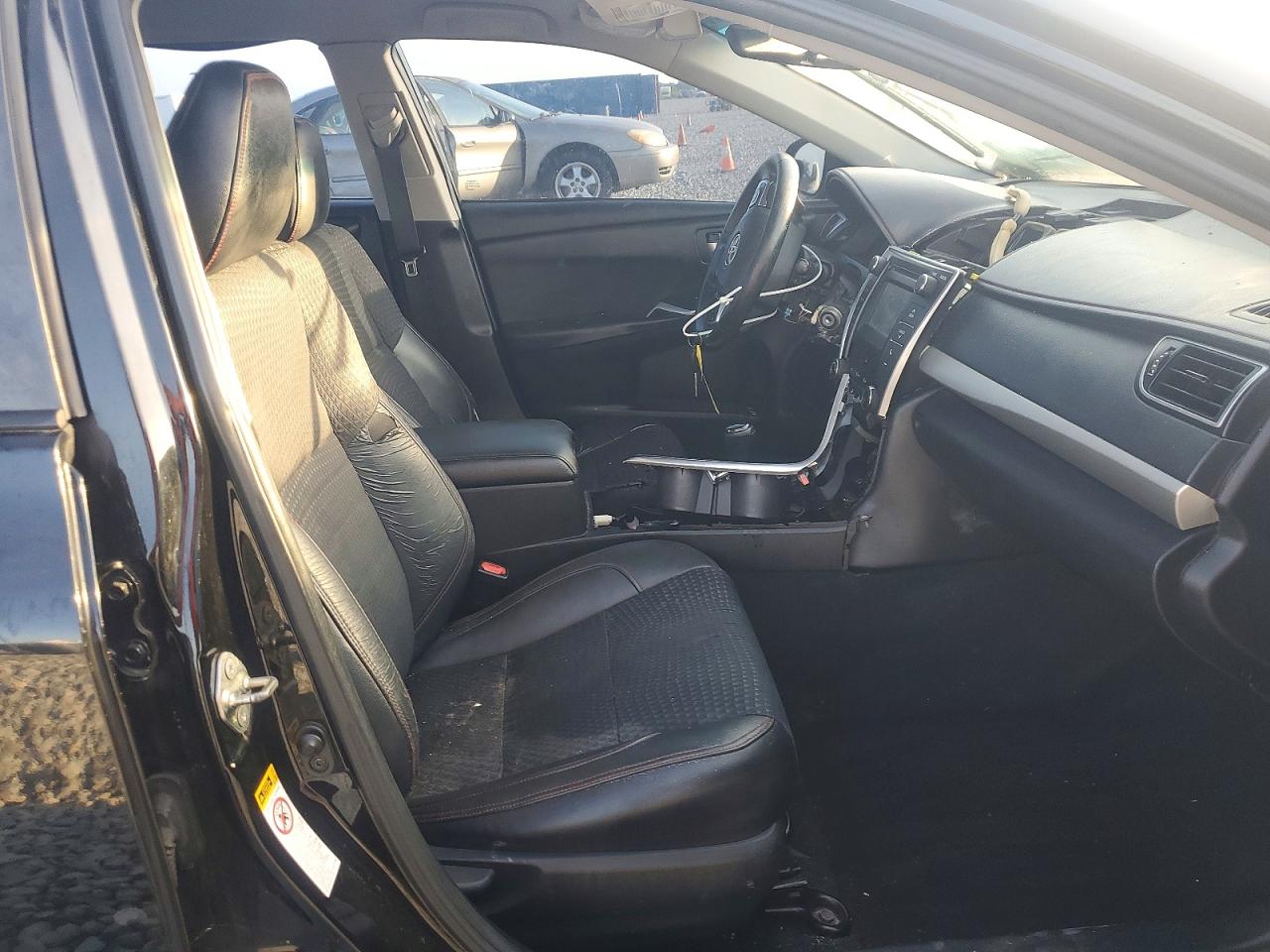 2015 TOYOTA CAMRY